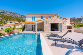 Villa Bohemica with Private Heated Pool